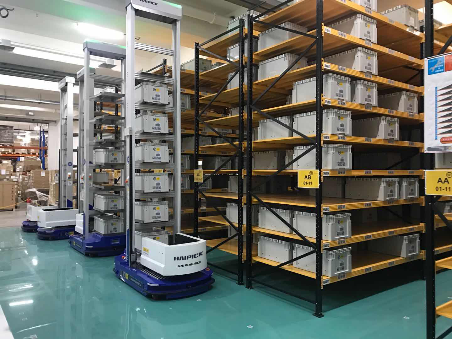 香港の3PL倉庫で稼働するHaipickA42