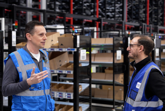 Warehouse Automation for Premium Beauty Omnichannel Fulfillment | HaiPick System 3 Case Study