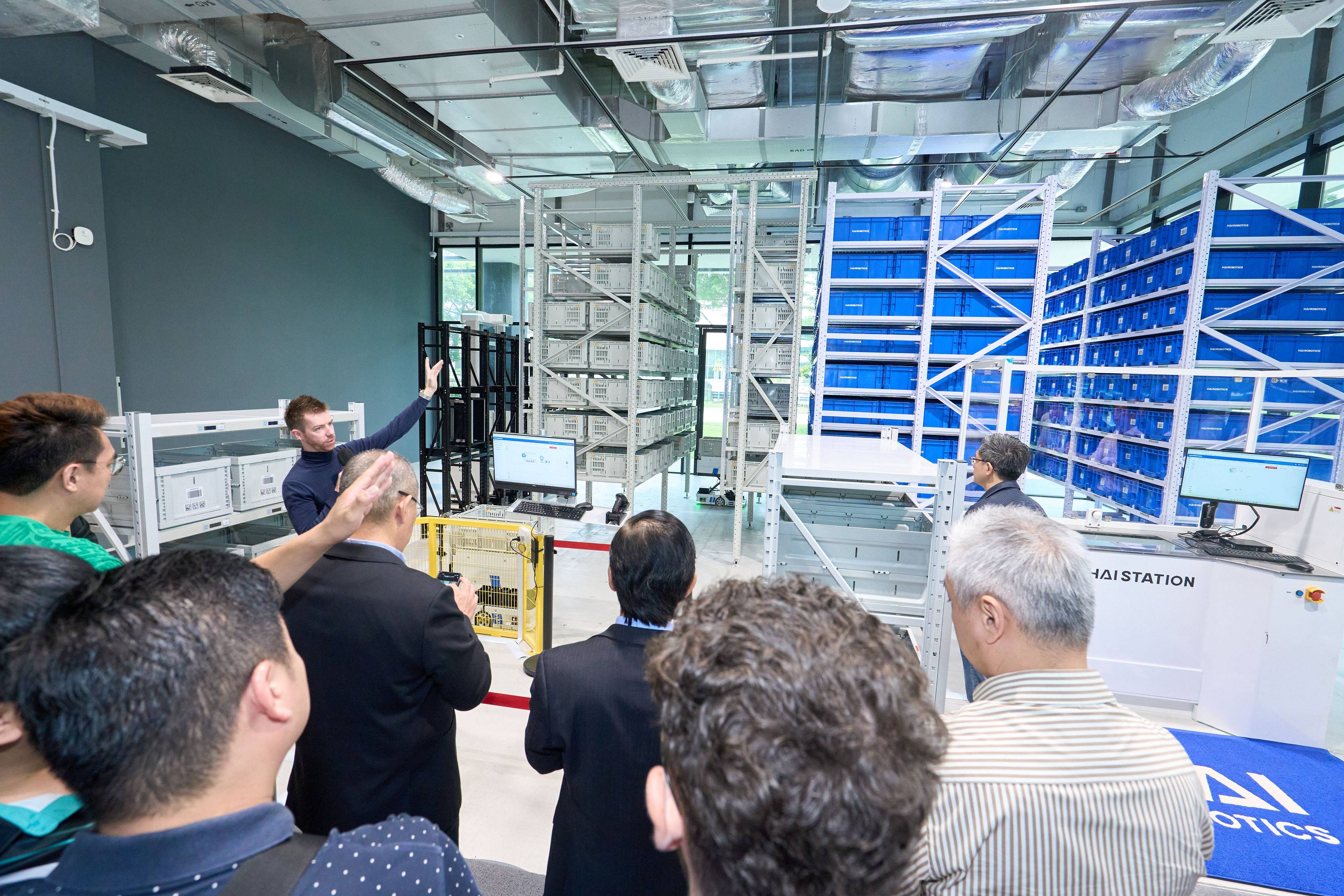 Hai Robotics Unveils HaiPick Climb at Innovation Summit 2025