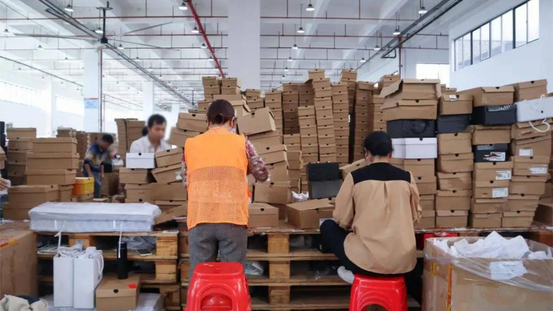 Turning Apparel Returns Bottlenecks into Smoother Operations