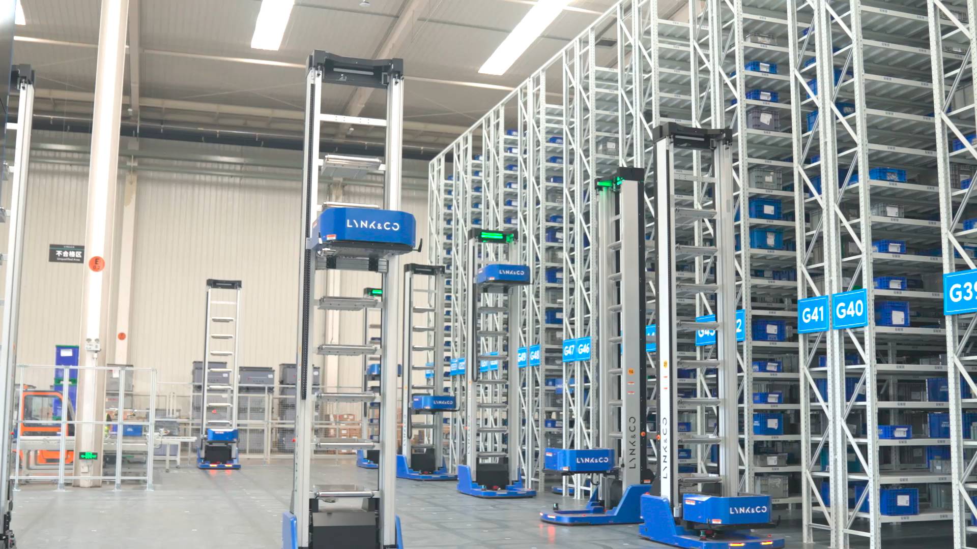 HaiPick Automated Case-handling Mobile Robots (ACRs)