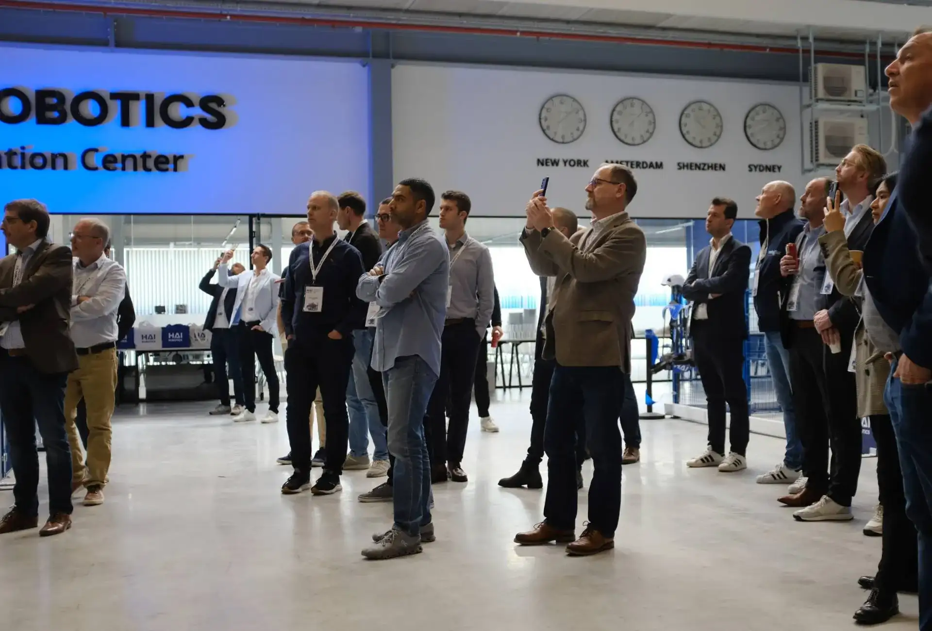 Hai Robotics showroom